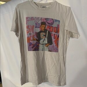 Cross colors Graphic Tee with Urban Art Design